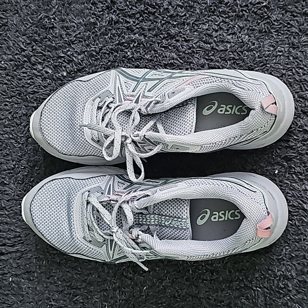 Asics womens size 10
